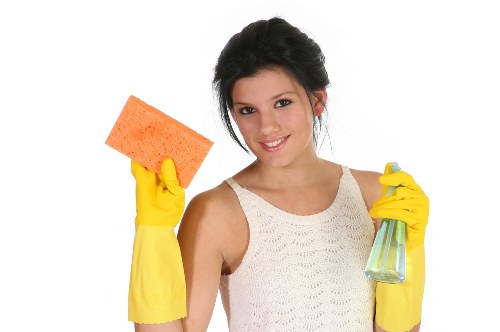 Deep cleaning support for kitchens and bathrooms in Richmond properties