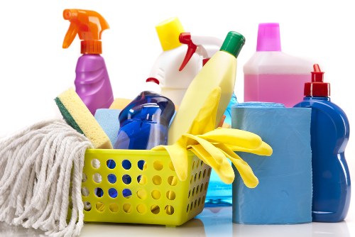 Careful cleaning of a wool area rug in Richmond
